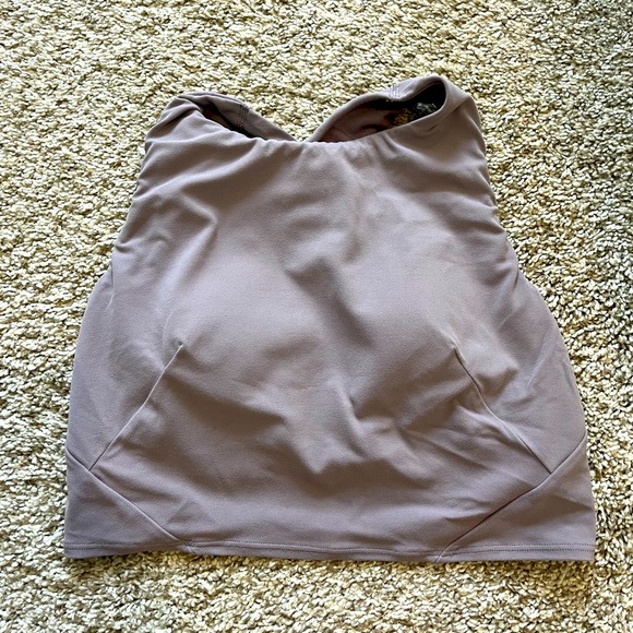 Lululemon Crop Workout Top - Picture 1 of 2